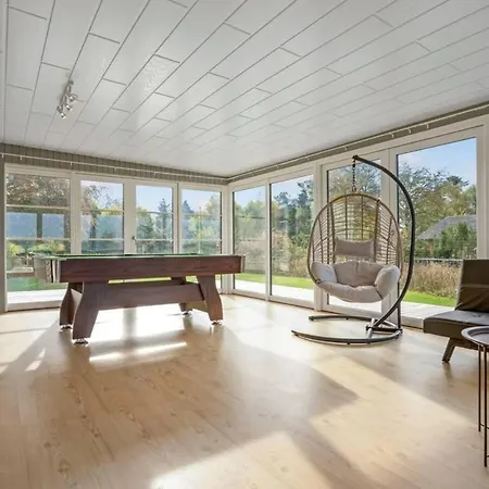 Captivating 4-bed In *