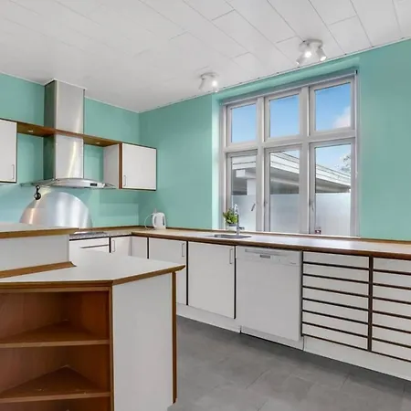 Captivating 4-bed In Villa Idestrup