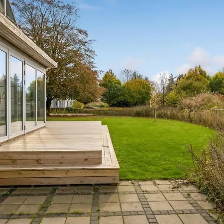Captivating 4-bed In
